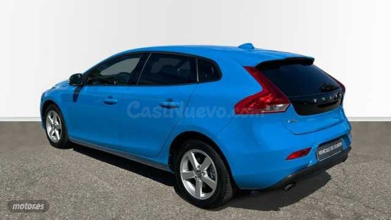Volvo V 40 - foto 2