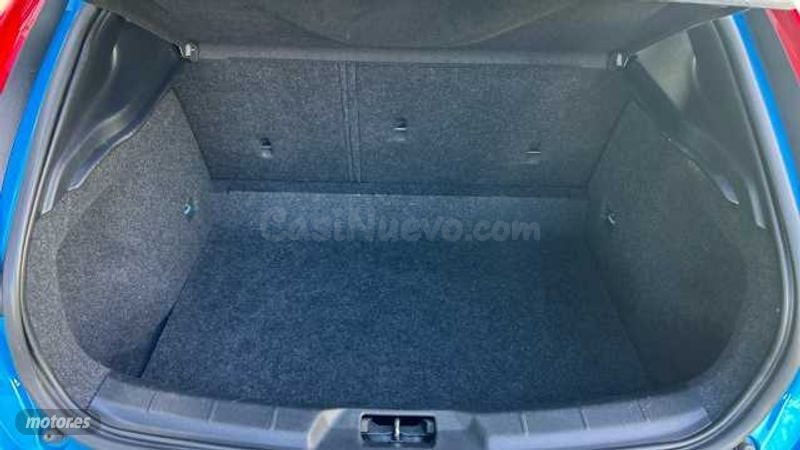 Volvo V 40 - foto 13