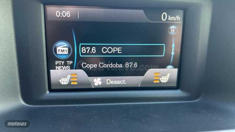 Volvo V 40 - foto 15