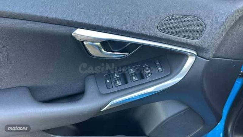 Volvo V 40 - foto 20