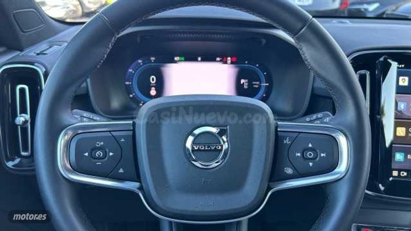 Volvo EX40 - foto 12