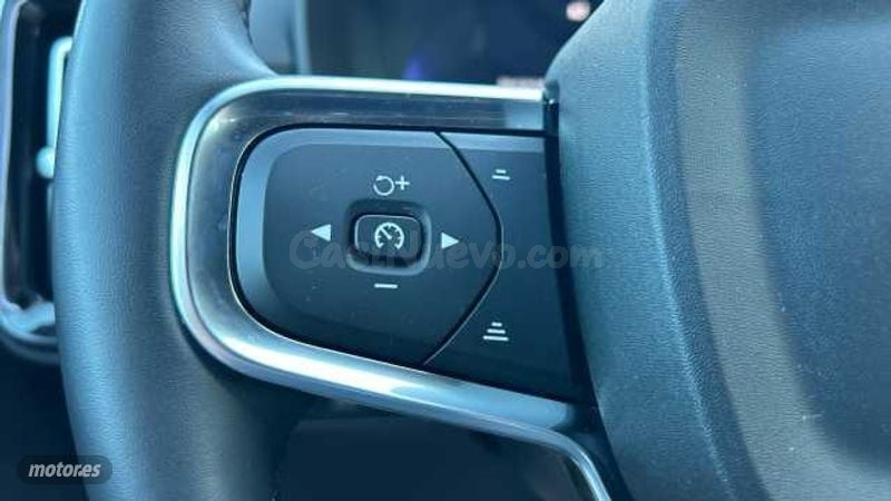 Volvo EX40 - foto 19