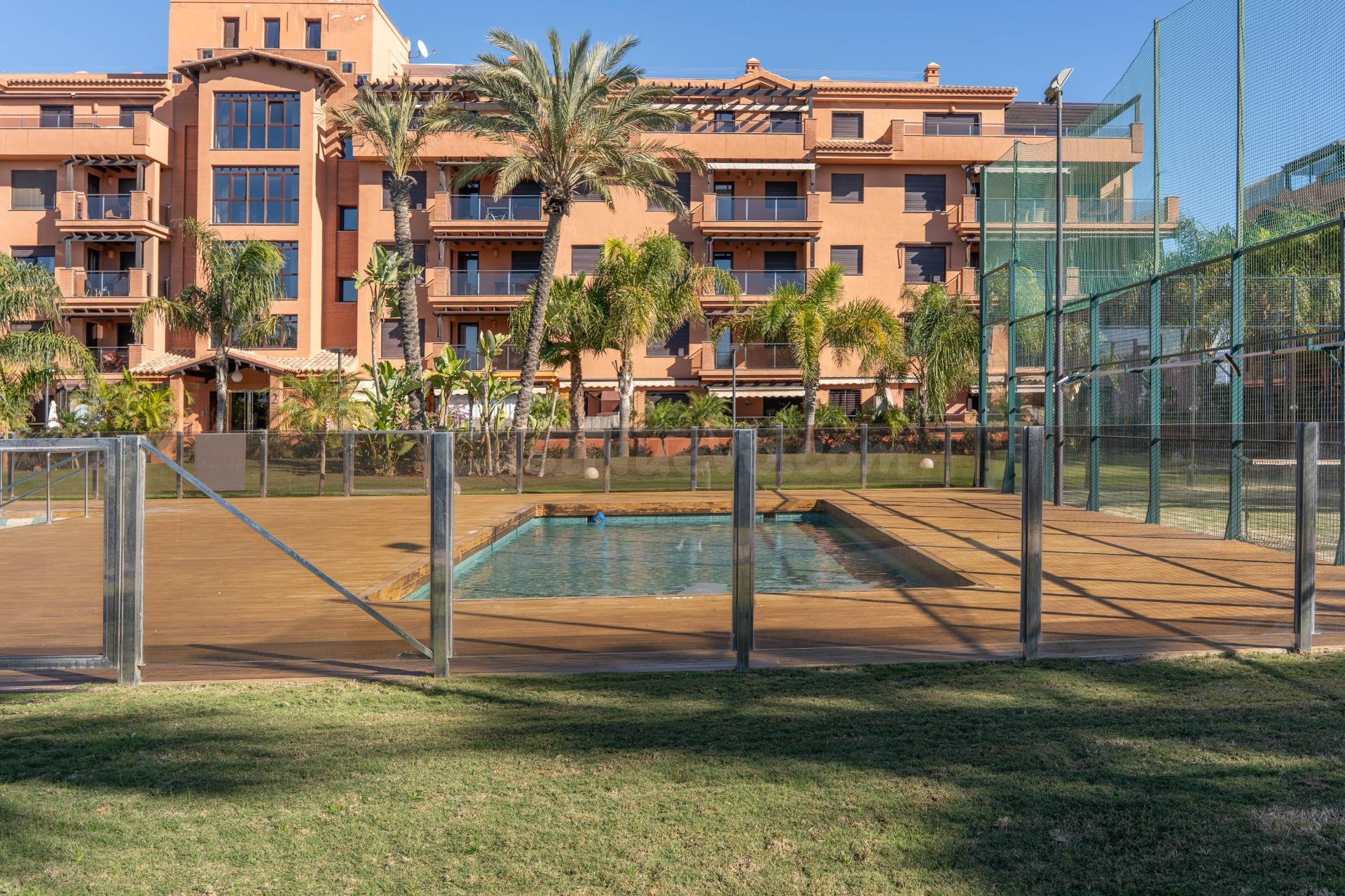 Exclusividad y Confort en la Urbanización "Dos Mares" Playa  - foto 40