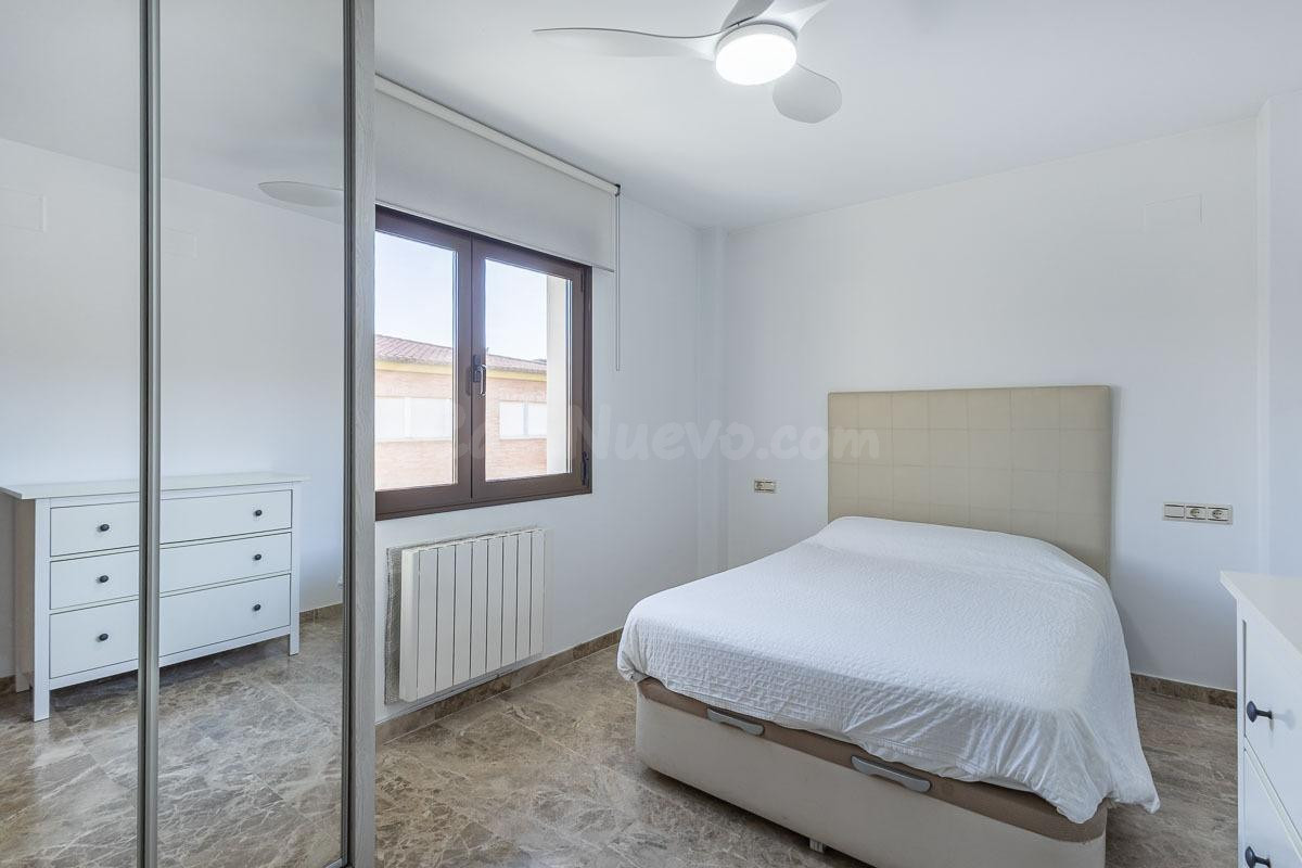 Increíble Ático Dúplex con garaje, trastero y una magnífica  - foto 12