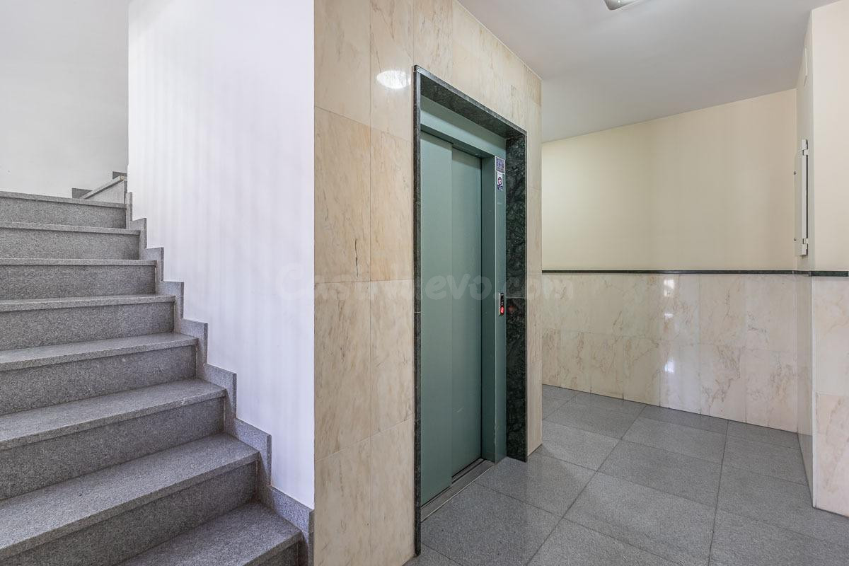 Increíble Ático Dúplex con garaje, trastero y una magnífica  - foto 23