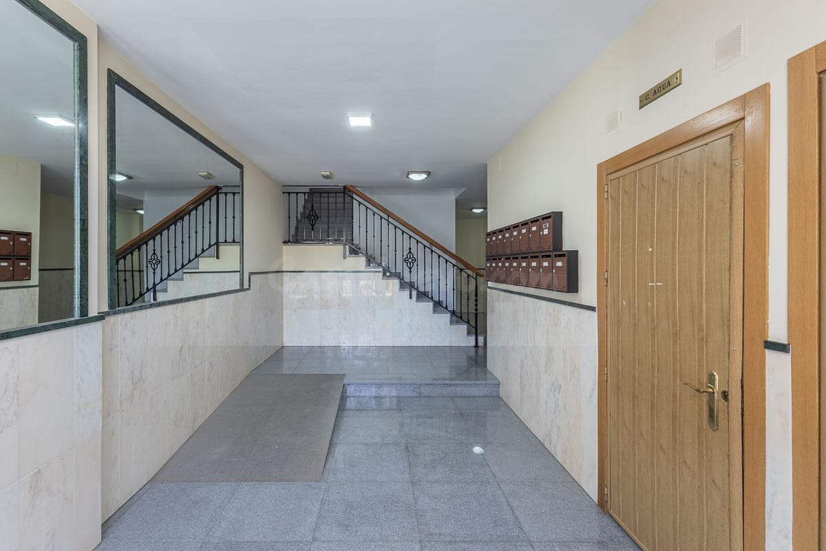 Increíble Ático Dúplex con garaje, trastero y una magnífica  - foto 24