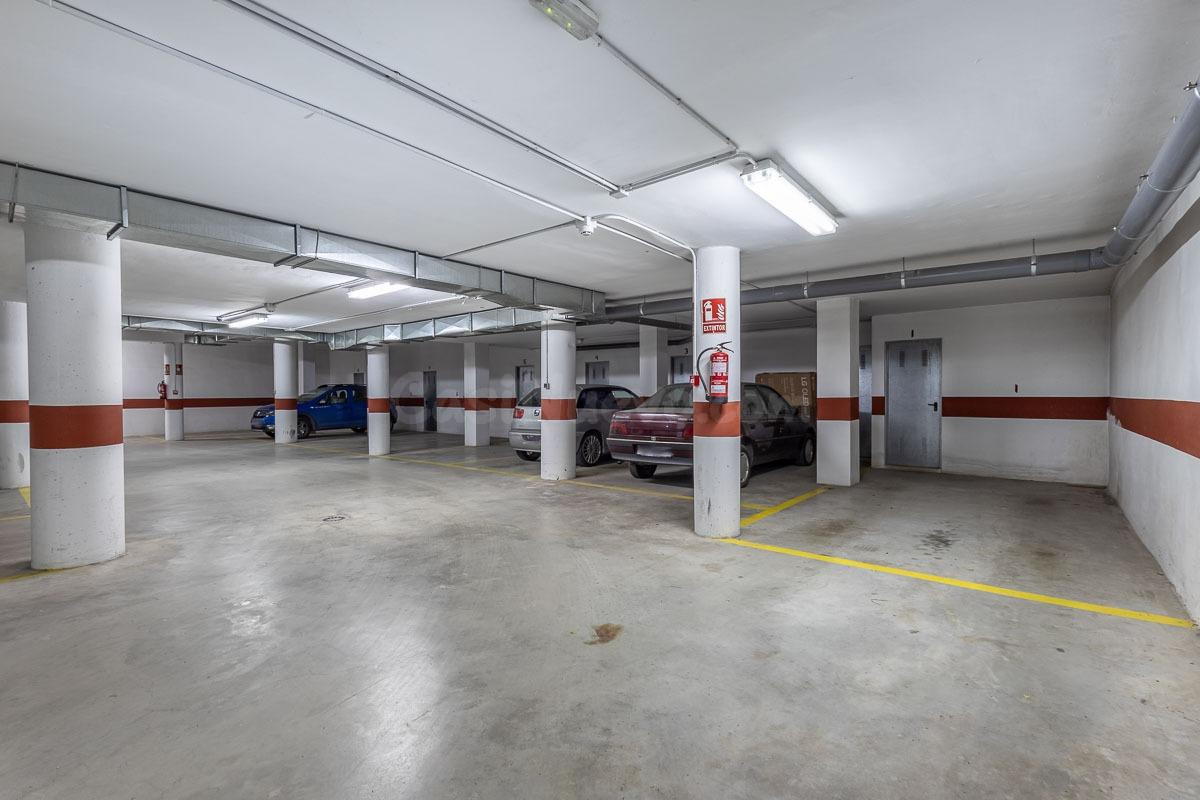 Increíble Ático Dúplex con garaje, trastero y una magnífica  - foto 30