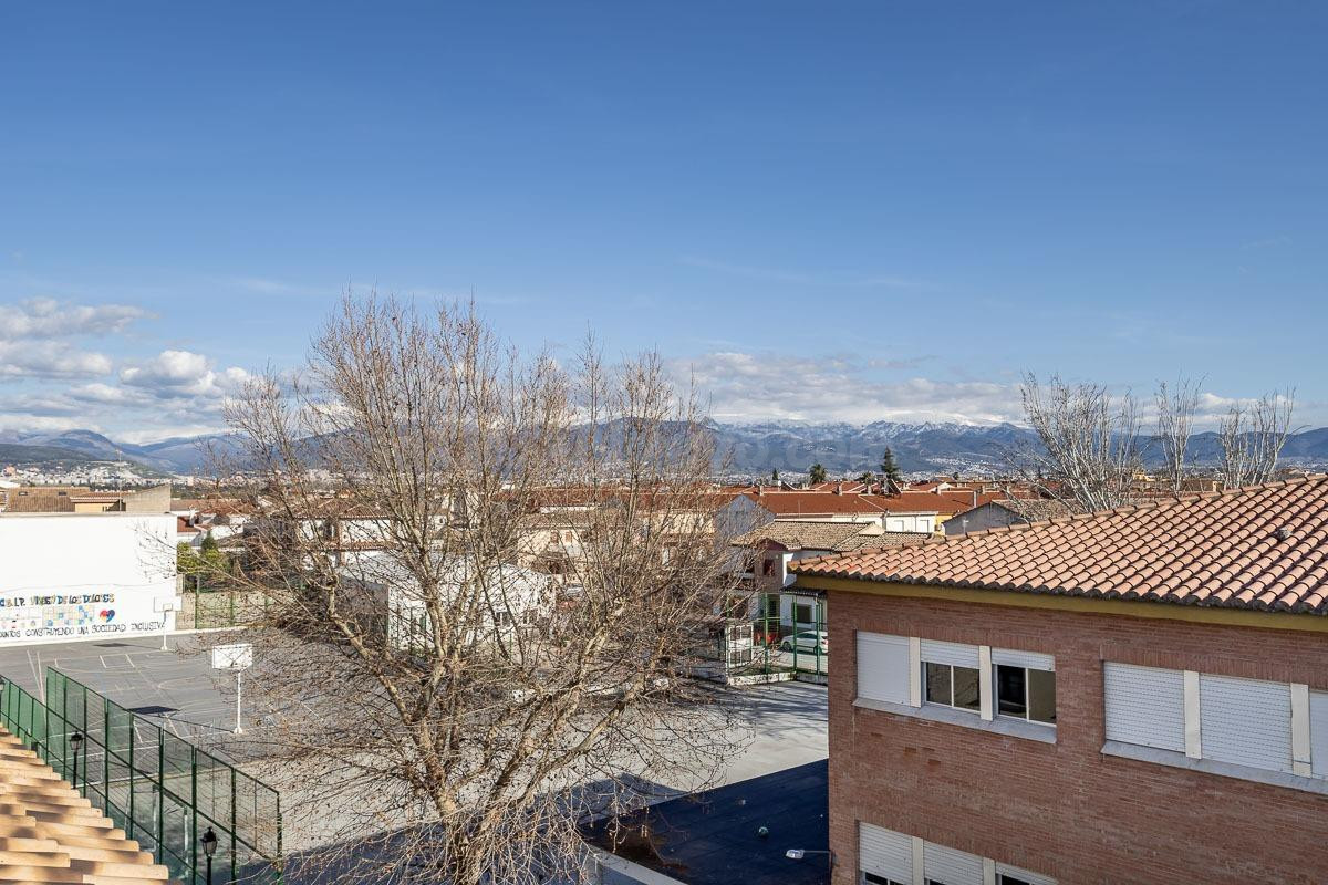 Increíble Ático Dúplex con garaje, trastero y una magnífica  - foto 31