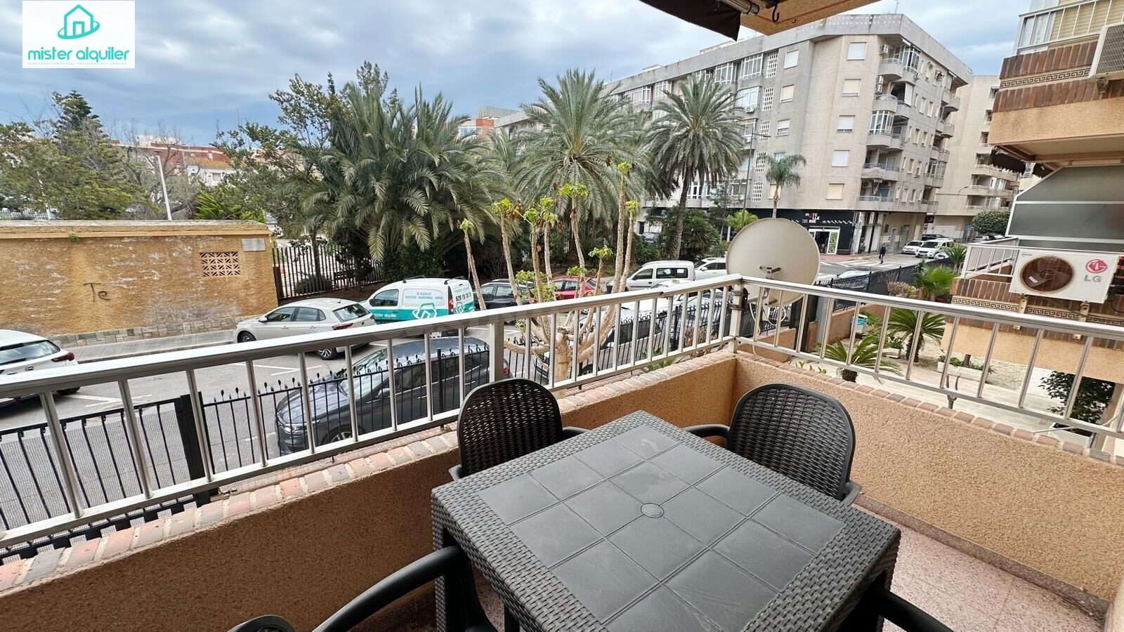 VIVIENDA EN SANTA POLA EN UNA ZONA TRANQUILA Y AGRADABLE PAR - foto 8