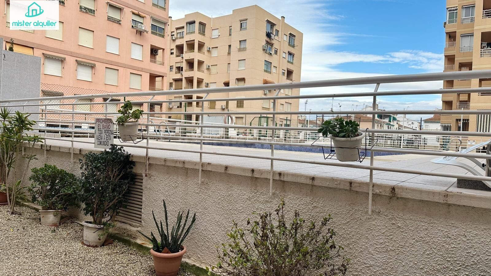 VIVIENDA EN SANTA POLA EN UNA ZONA TRANQUILA Y AGRADABLE PAR - foto 29