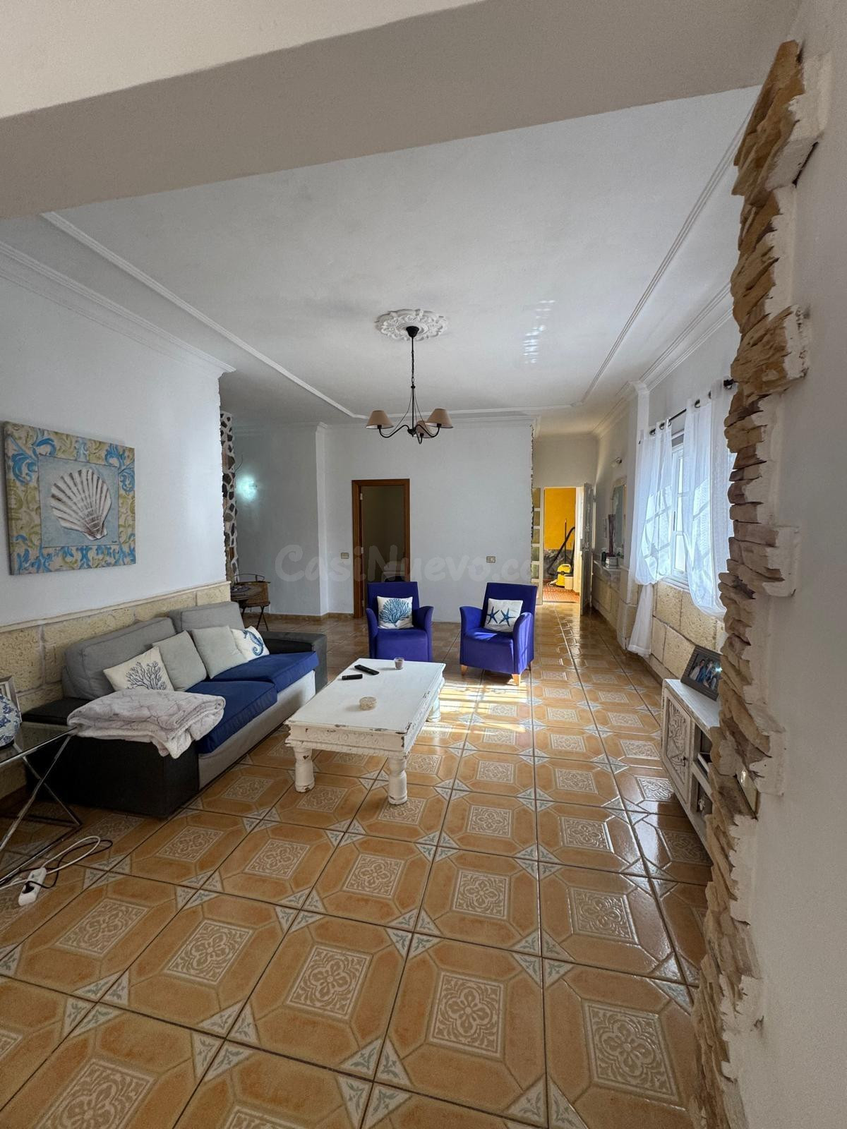 Encantador chalet  de 279 m2 4 habitaciones 2 baños y garage - foto 5