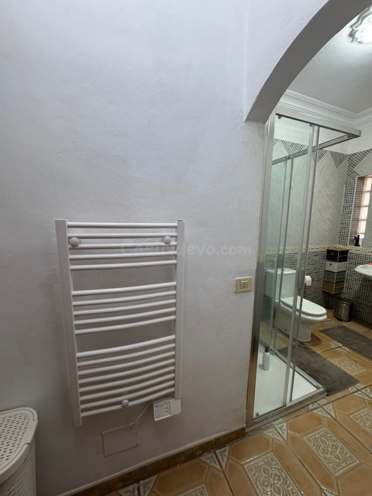 Encantador chalet  de 279 m2 4 habitaciones 2 baños y garage - foto 13