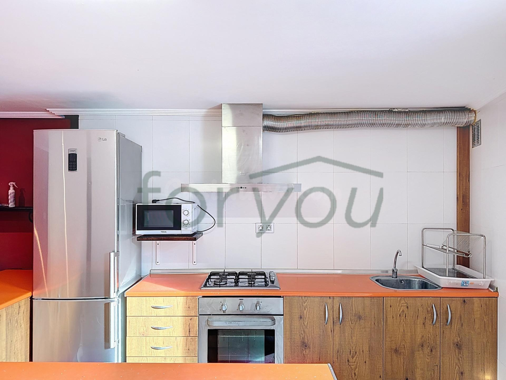 Un piso luminoso con balcón y vistas abiertas en Azkoitia - foto 7