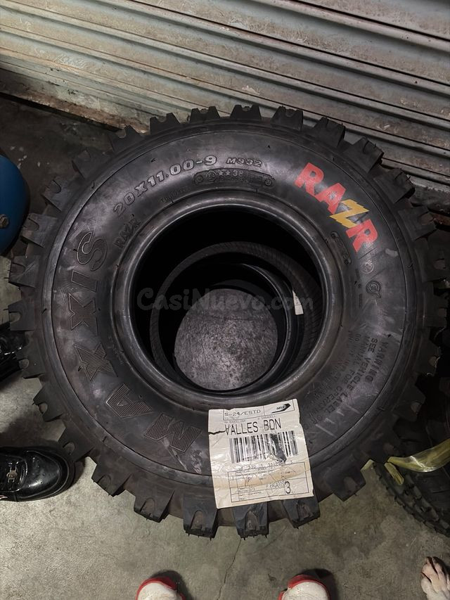 Neumáticos Maxxis Razr Nuevos - foto 2