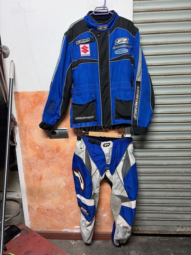 Conjunto Moto Progrip seminuevo - foto 2