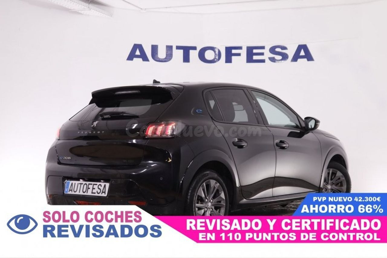 Peugeot 208 Electrico Allure Auto 136cv - foto 4