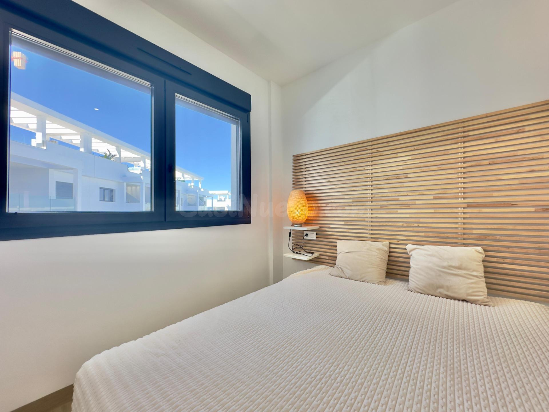 BUNGALOW DE 2 DORMITORIOS Y 2 BAÑOS EN LOS BALCONES, TORREVI - foto 25