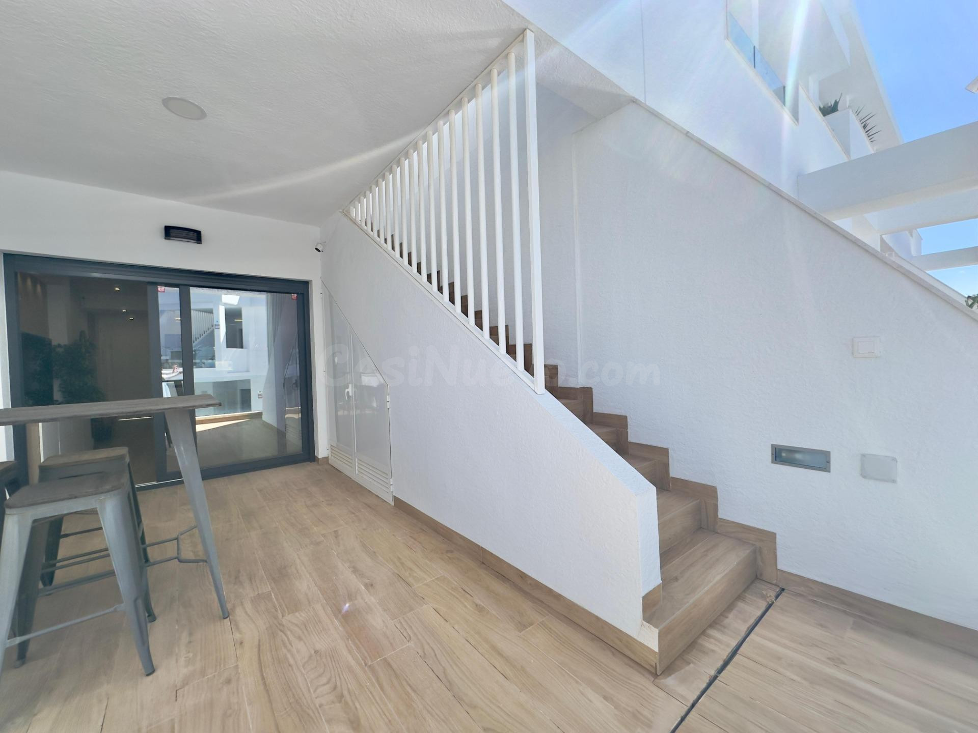 BUNGALOW DE 2 DORMITORIOS Y 2 BAÑOS EN LOS BALCONES, TORREVI - foto 33