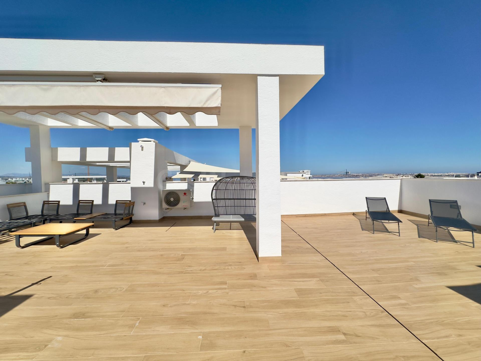 BUNGALOW DE 2 DORMITORIOS Y 2 BAÑOS EN LOS BALCONES, TORREVI - foto 35