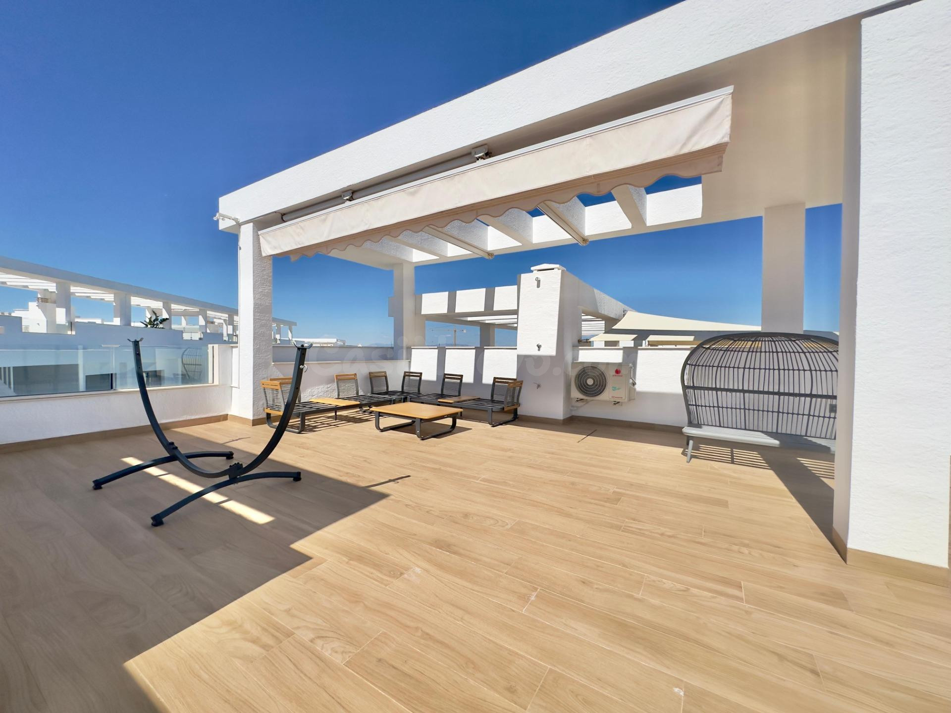 BUNGALOW DE 2 DORMITORIOS Y 2 BAÑOS EN LOS BALCONES, TORREVI - foto 40