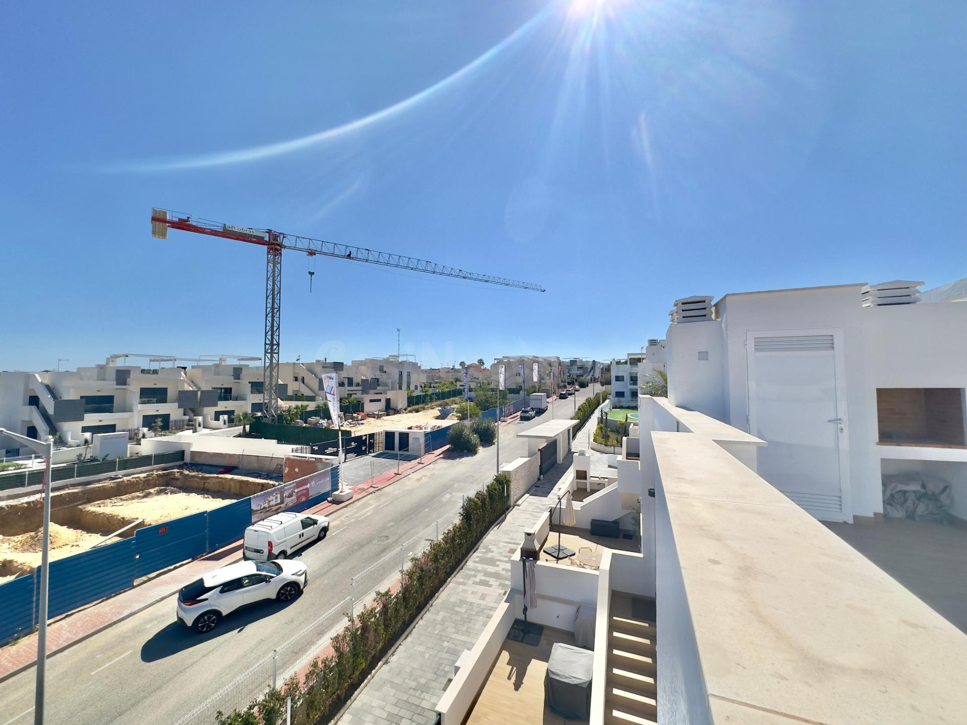 BUNGALOW DE 2 DORMITORIOS Y 2 BAÑOS EN LOS BALCONES, TORREVI - foto 49