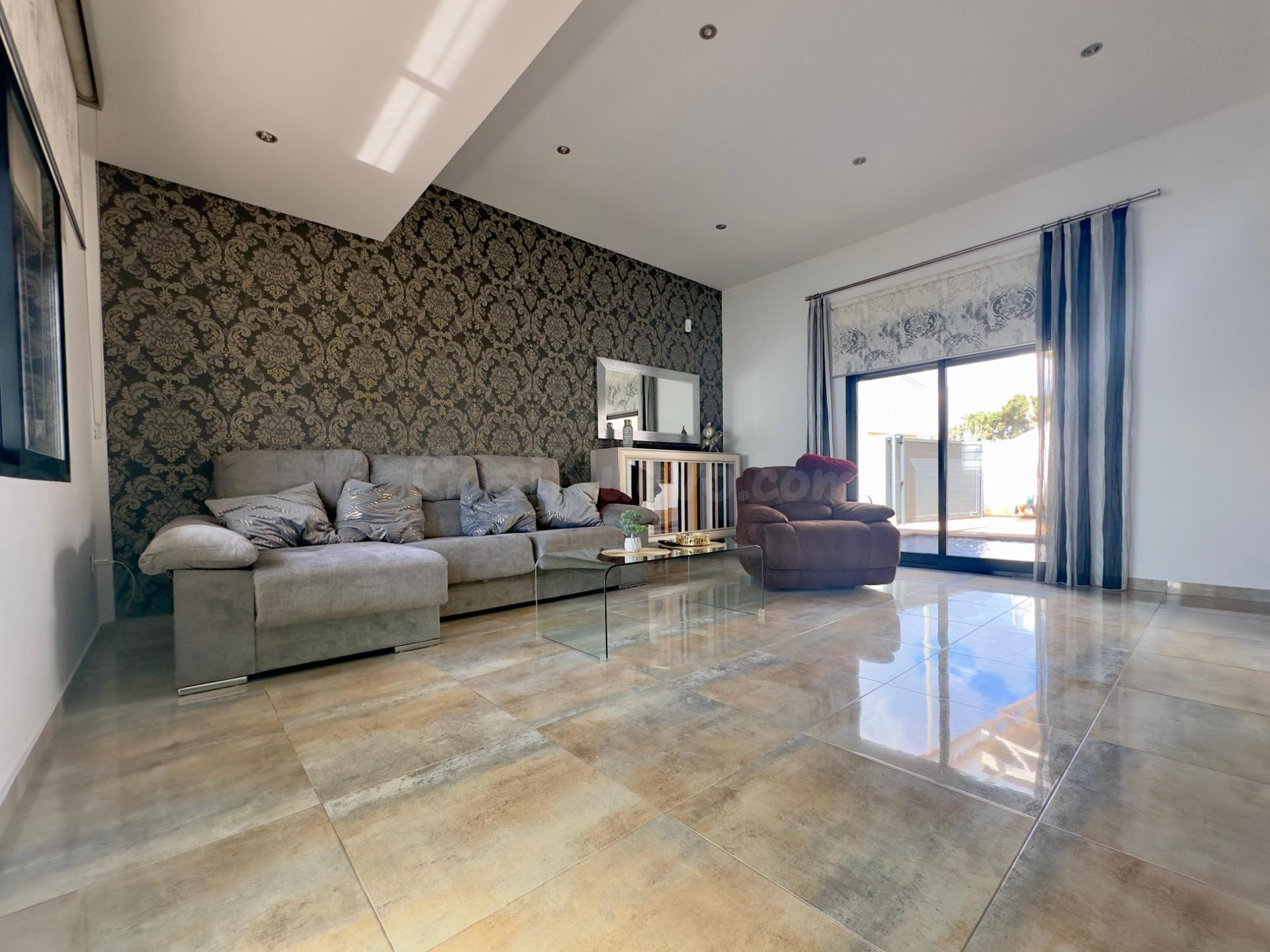 VILLA EN PILAR DE HORADADA DE 4 DORMITORIOS 2 BAÑOS EN PILAR - foto 13