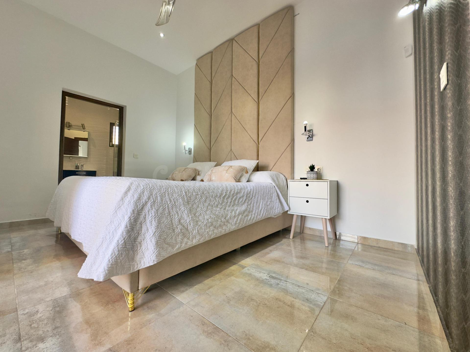 VILLA EN PILAR DE HORADADA DE 4 DORMITORIOS 2 BAÑOS EN PILAR - foto 30