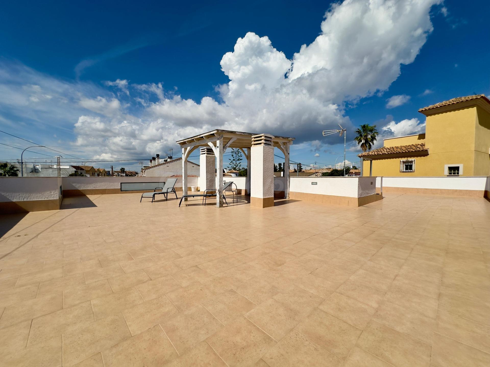 VILLA EN PILAR DE HORADADA DE 4 DORMITORIOS 2 BAÑOS EN PILAR - foto 44