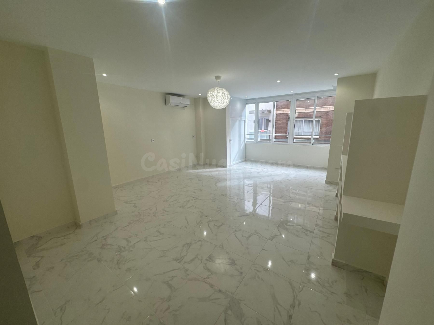 APARTAMENTO DE 3 DORMITORIOS 3 BAÑOS EN TORREVIEJA (CENTRO) - foto 5
