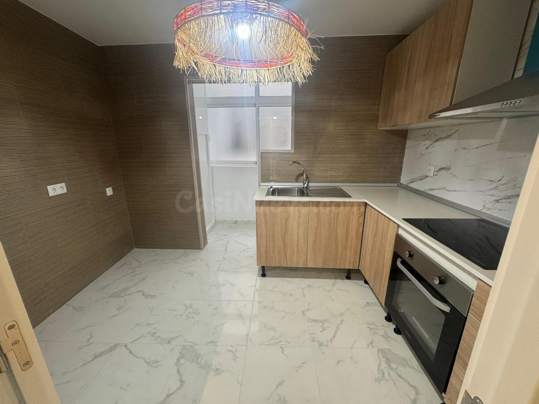 APARTAMENTO DE 3 DORMITORIOS 3 BAÑOS EN TORREVIEJA (CENTRO) - foto 7