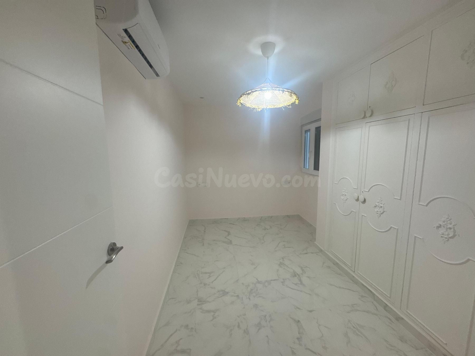 APARTAMENTO DE 3 DORMITORIOS 3 BAÑOS EN TORREVIEJA (CENTRO) - foto 16