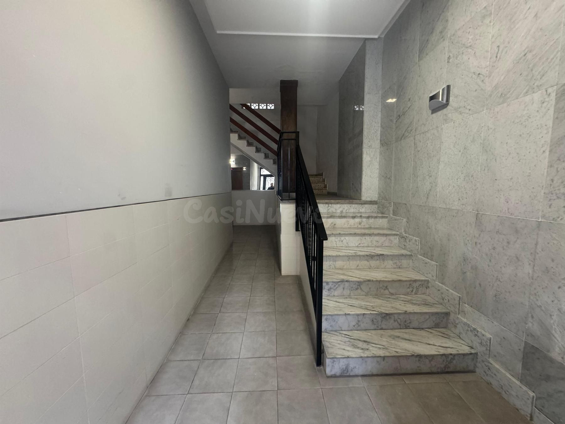 APARTAMENTO DE 3 DORMITORIOS 3 BAÑOS EN TORREVIEJA (CENTRO) - foto 23