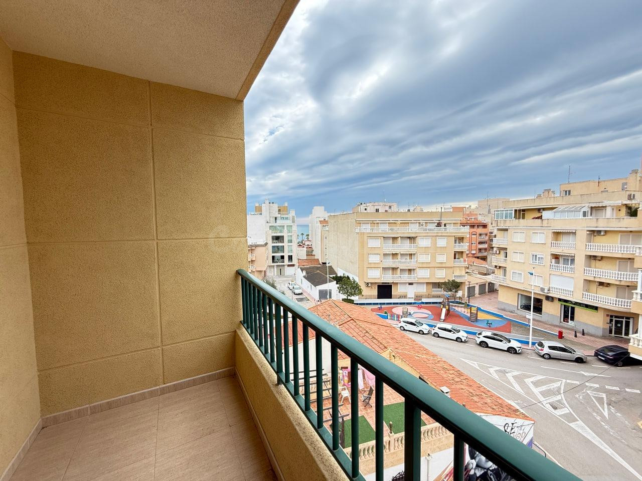Apartamento a 100 m de la playa | La Mata – Torrevieja