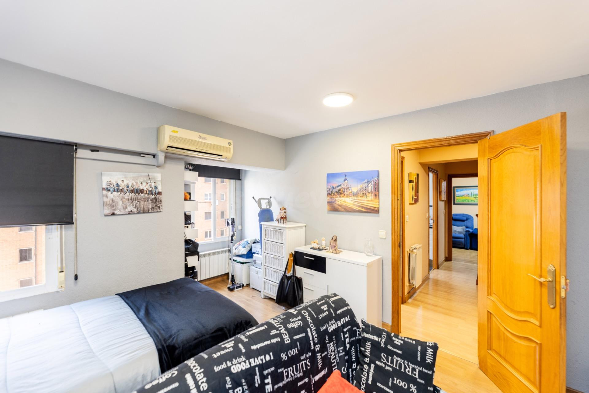 Piso en venta en Calle San Germán, Madrid – luminoso, cuidad - foto 3