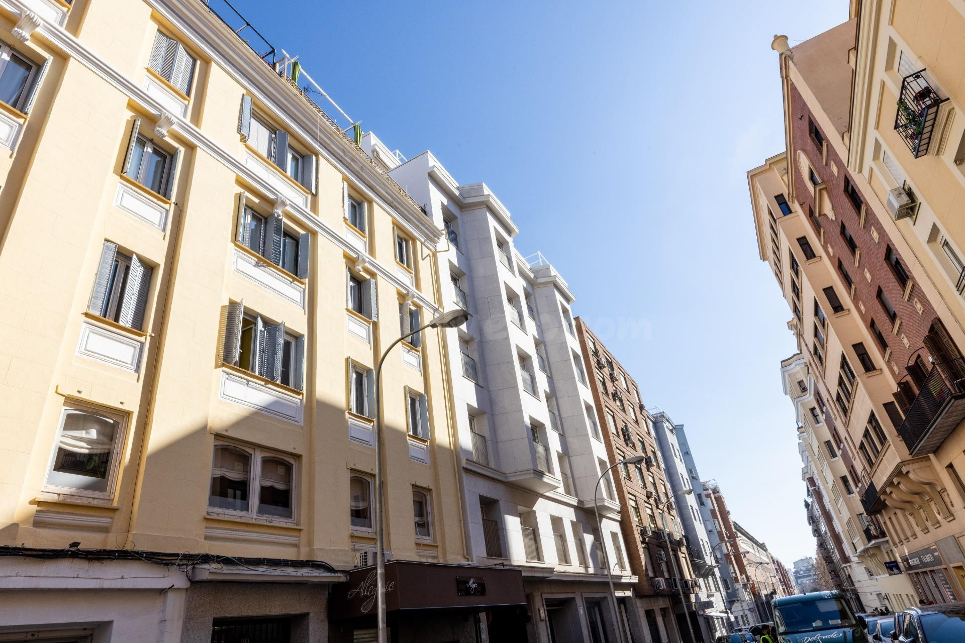 ORIENTACIÓN SUR, SIN MUROS DE CARGA Y LUZ TOTAL: TU PROYECTO - foto 11