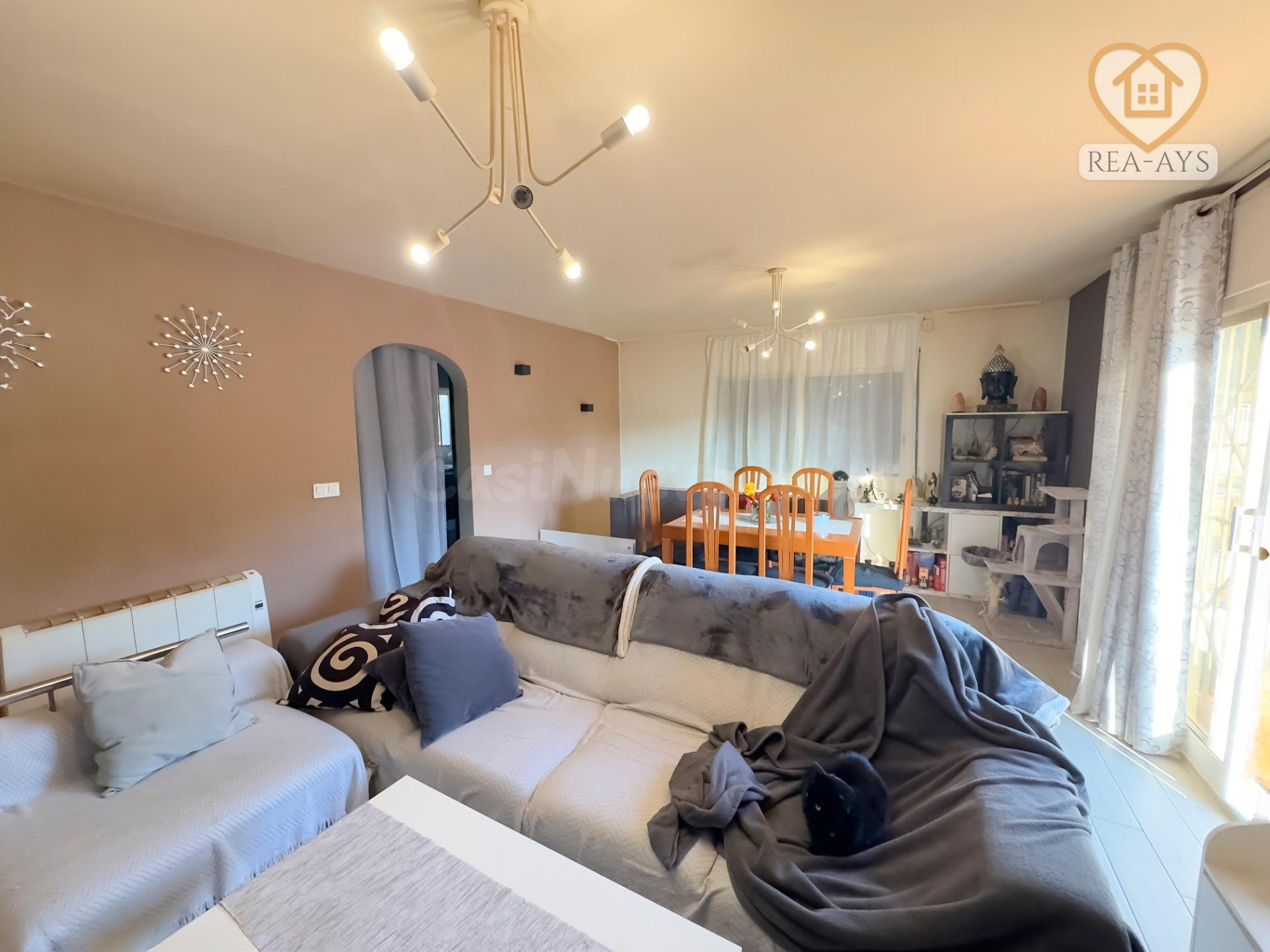 Casa con piscina y gran parcela en plena naturaleza - foto 6