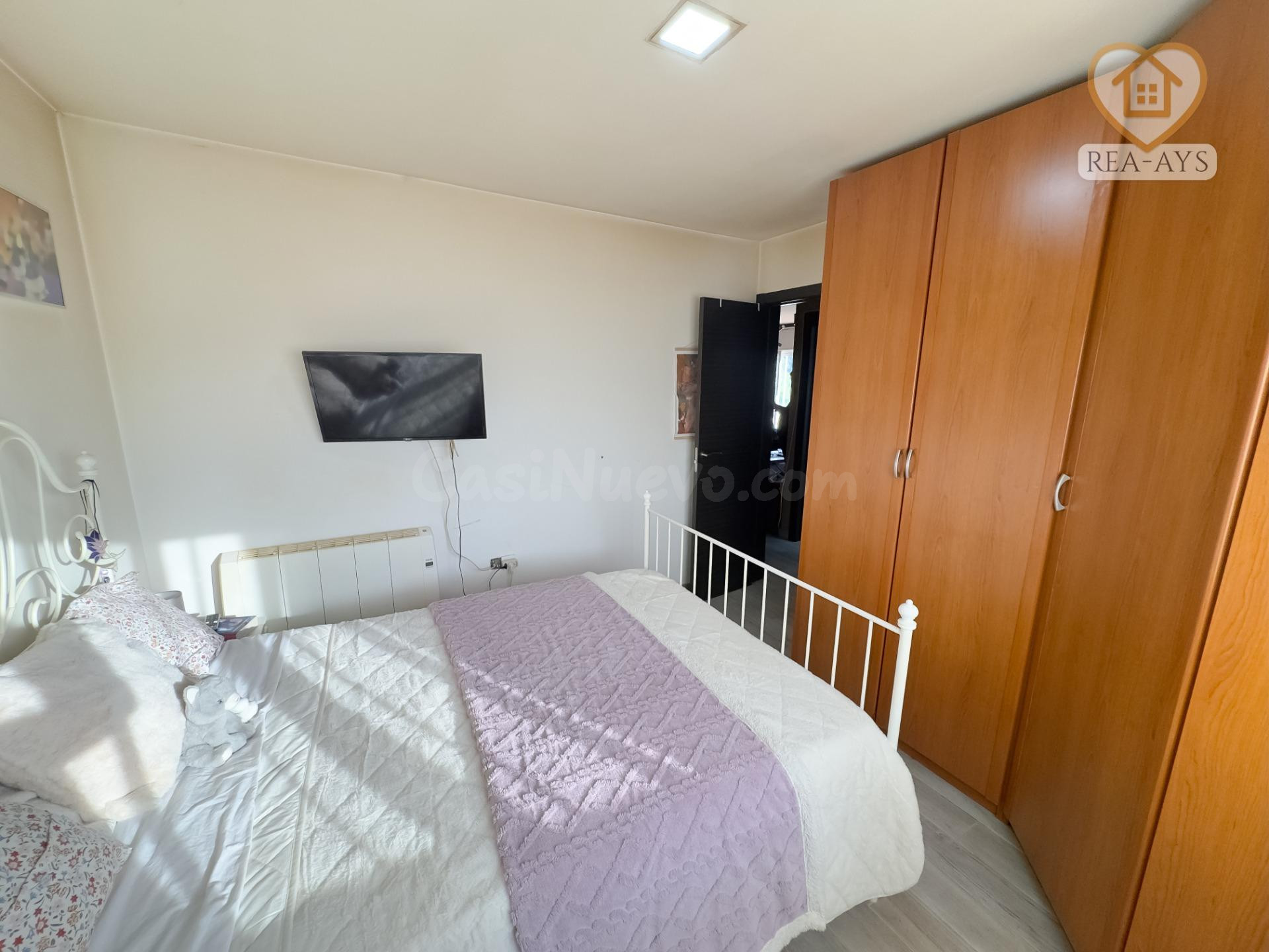 Casa con piscina y gran parcela en plena naturaleza - foto 14