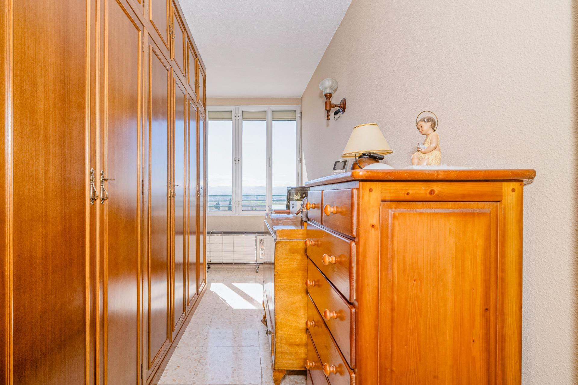 Piso en Ctra. Málaga en última planta con garaje y trastero - foto 29