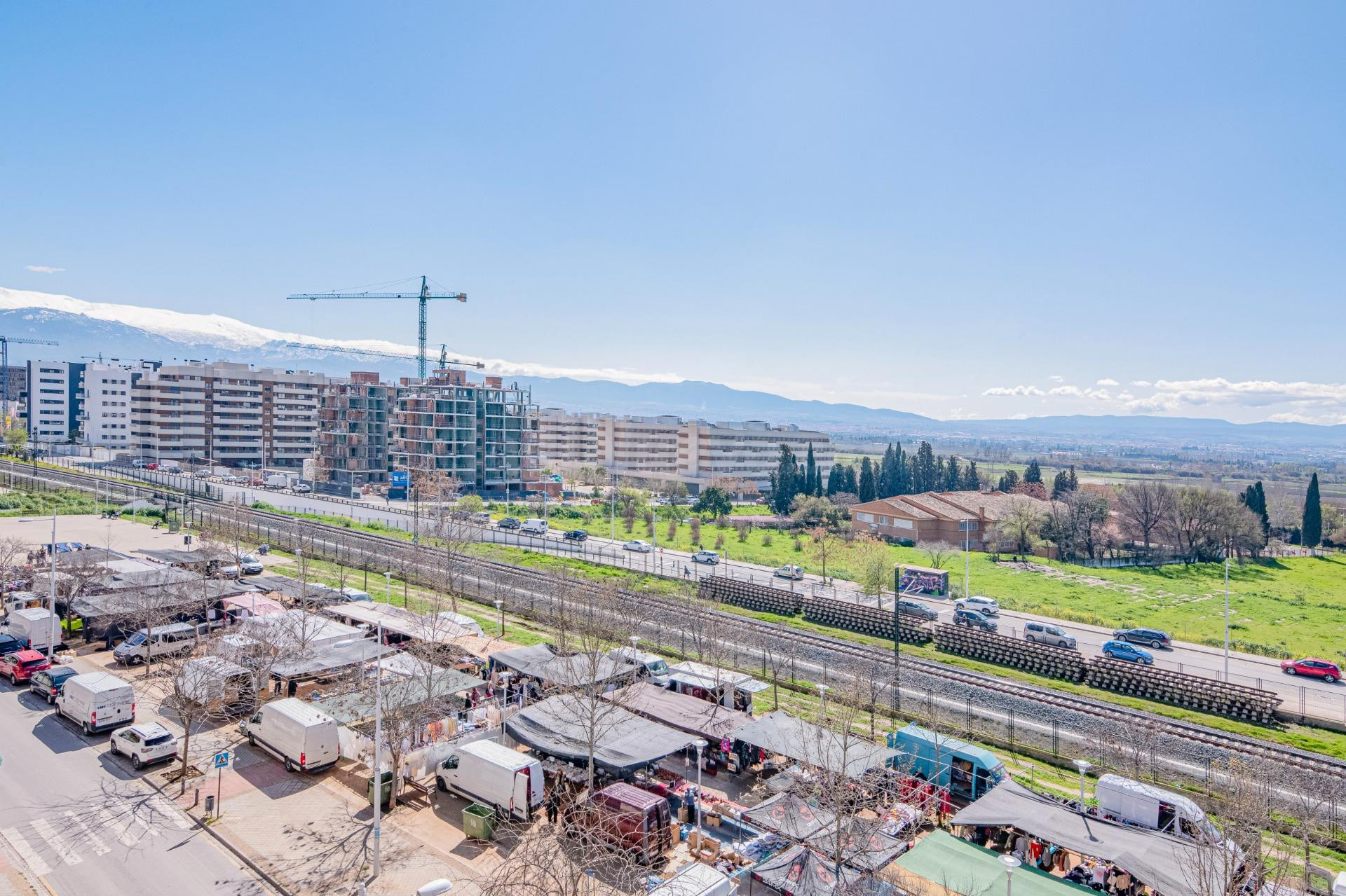 Piso en Ctra. Málaga en última planta con garaje y trastero - foto 32