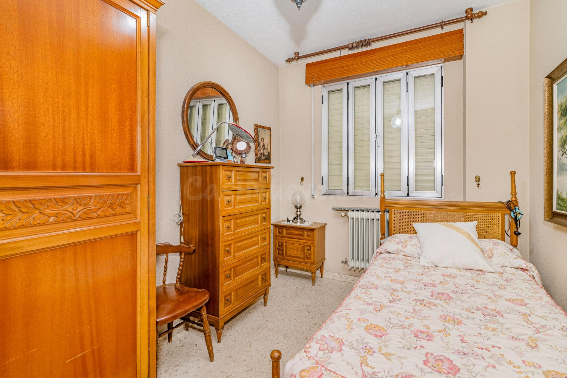 Piso en Ctra. Málaga en última planta con garaje y trastero - foto 33