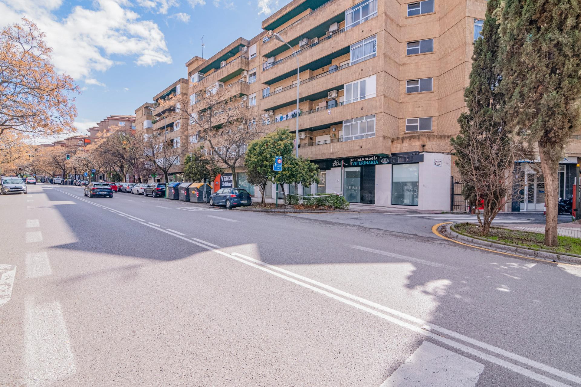 Piso en Ctra. Málaga en última planta con garaje y trastero - foto 45