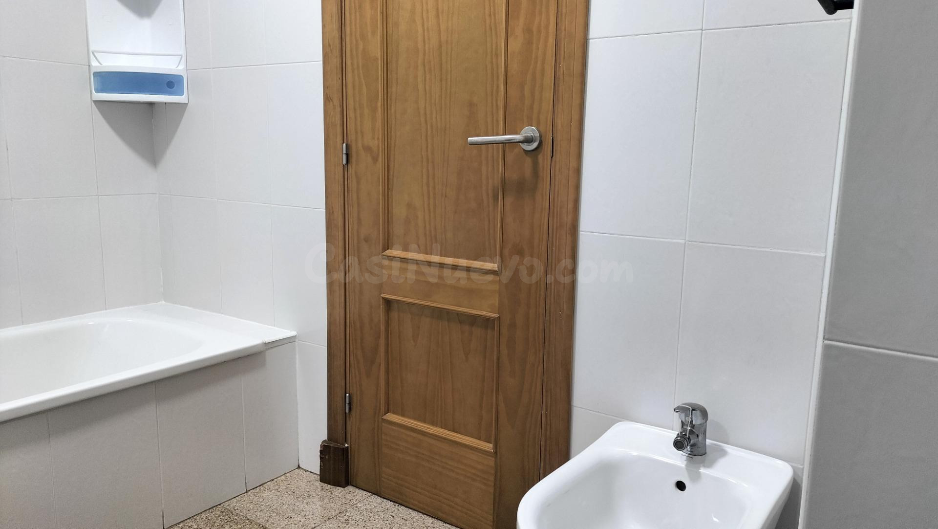 Bonito piso con ascensor junto al centro de Chiclana - foto 13