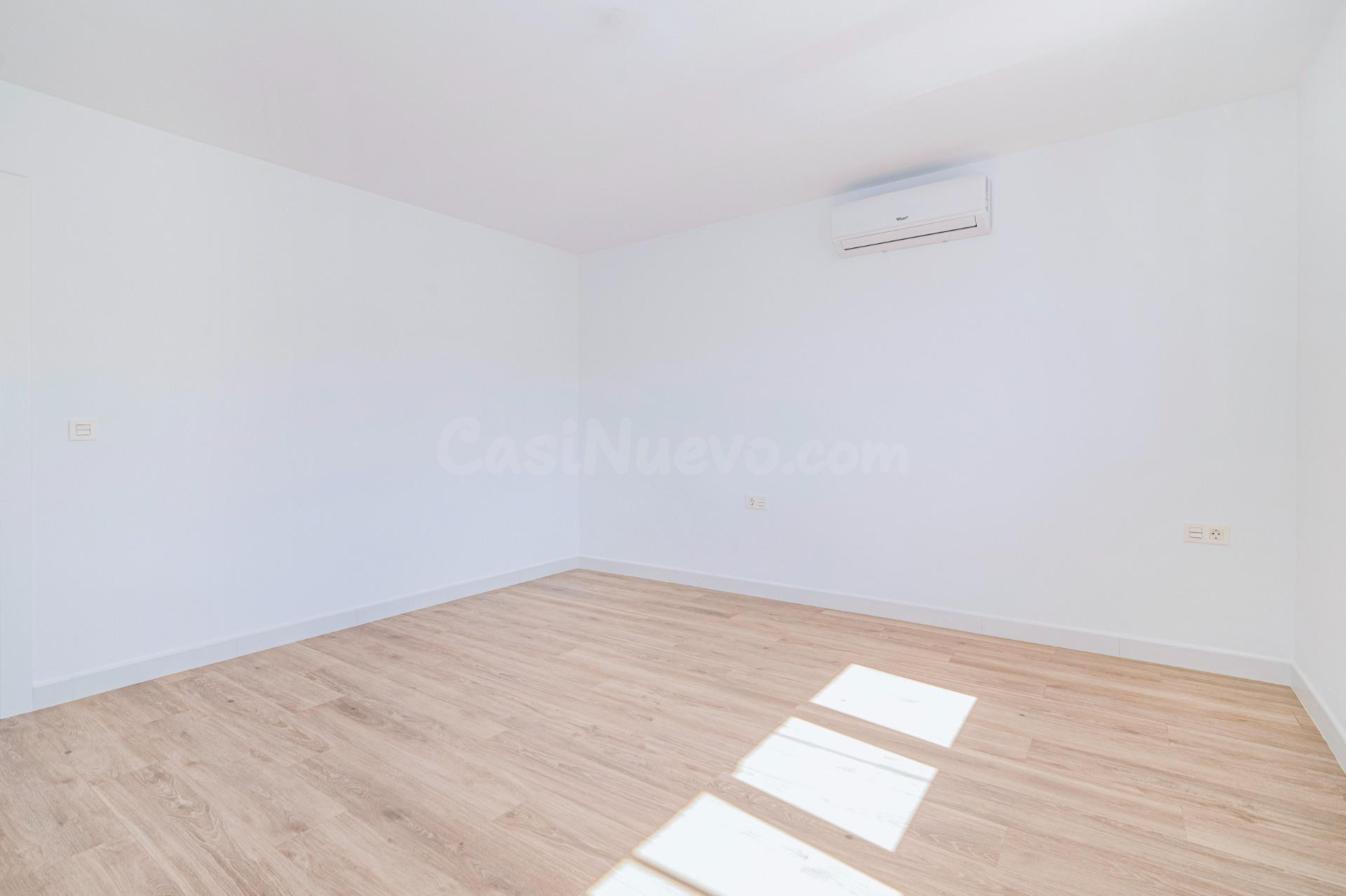 ATICO TOTALMENTE REFORMADO A ESTRENAR  EN PLAZA DE TOROS DE  - foto 24