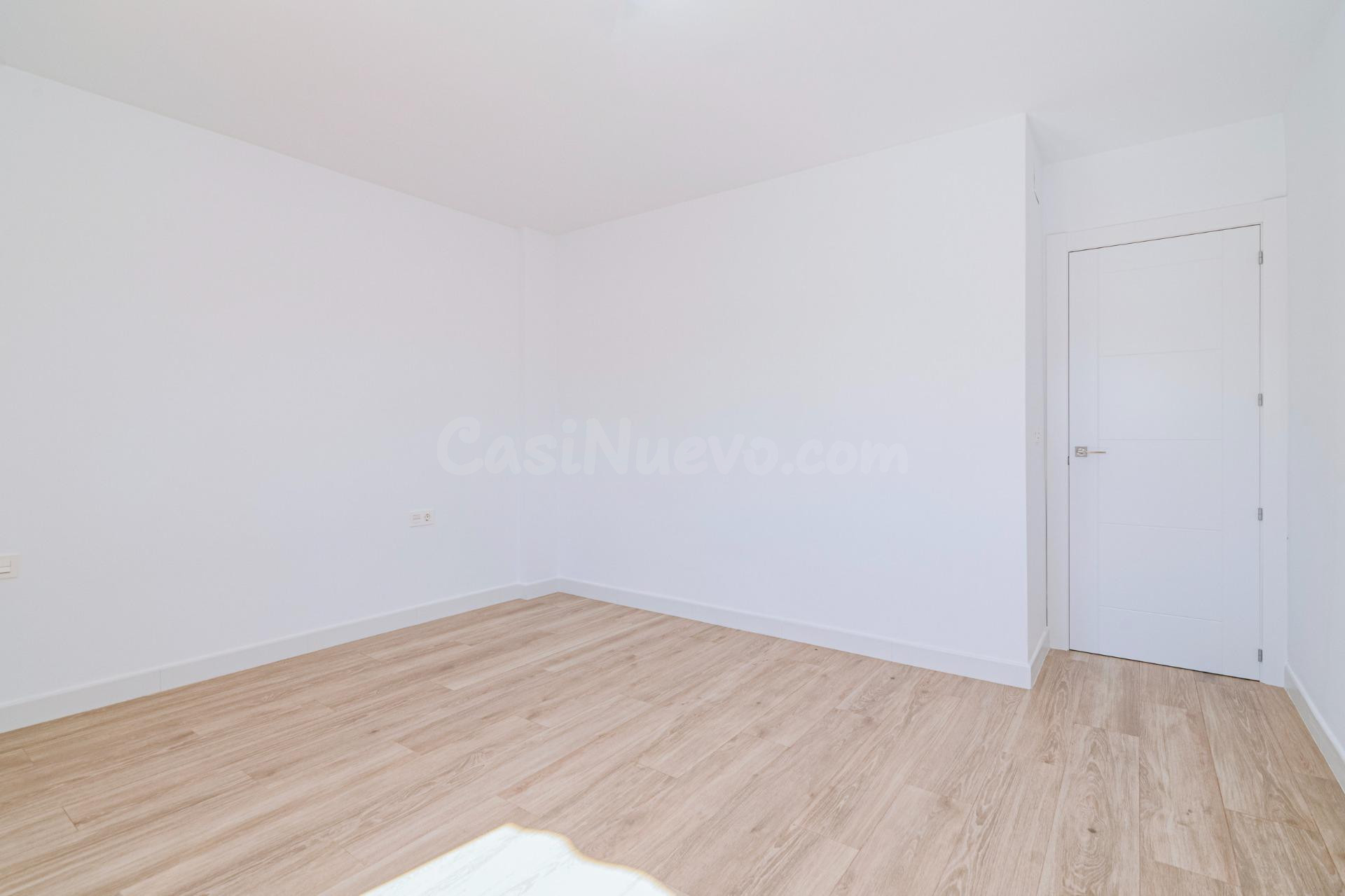 ATICO TOTALMENTE REFORMADO A ESTRENAR  EN PLAZA DE TOROS DE  - foto 26