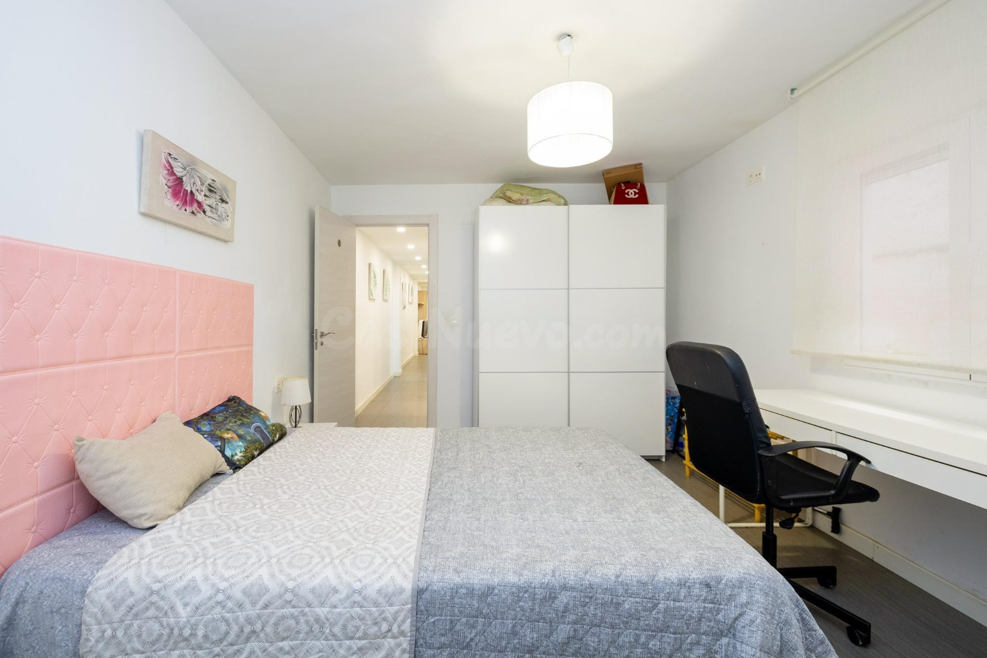 Acogedor Apartamento Reformado en el Corazón de Zaidín, Gran - foto 18