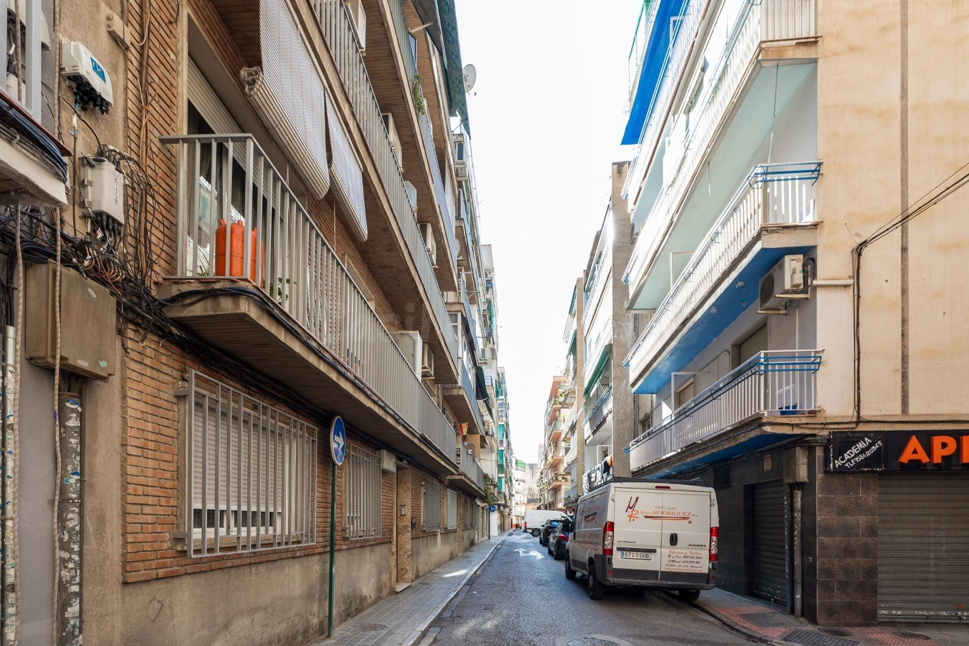 Acogedor Apartamento Reformado en el Corazón de Zaidín, Gran - foto 22