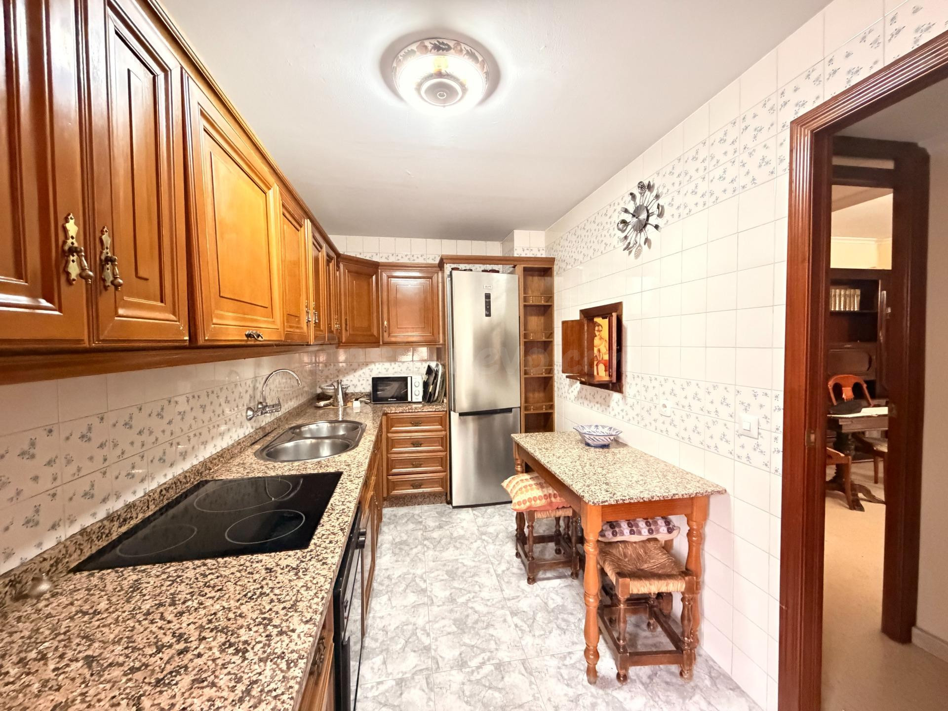 D. Piso con cochera y trastero junto a la Avenida de Medina  - foto 15