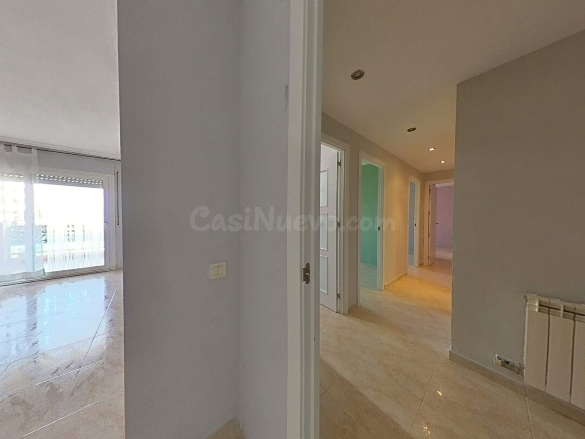 Amplio piso en el centro de Salou con piscina y vistas - foto 8