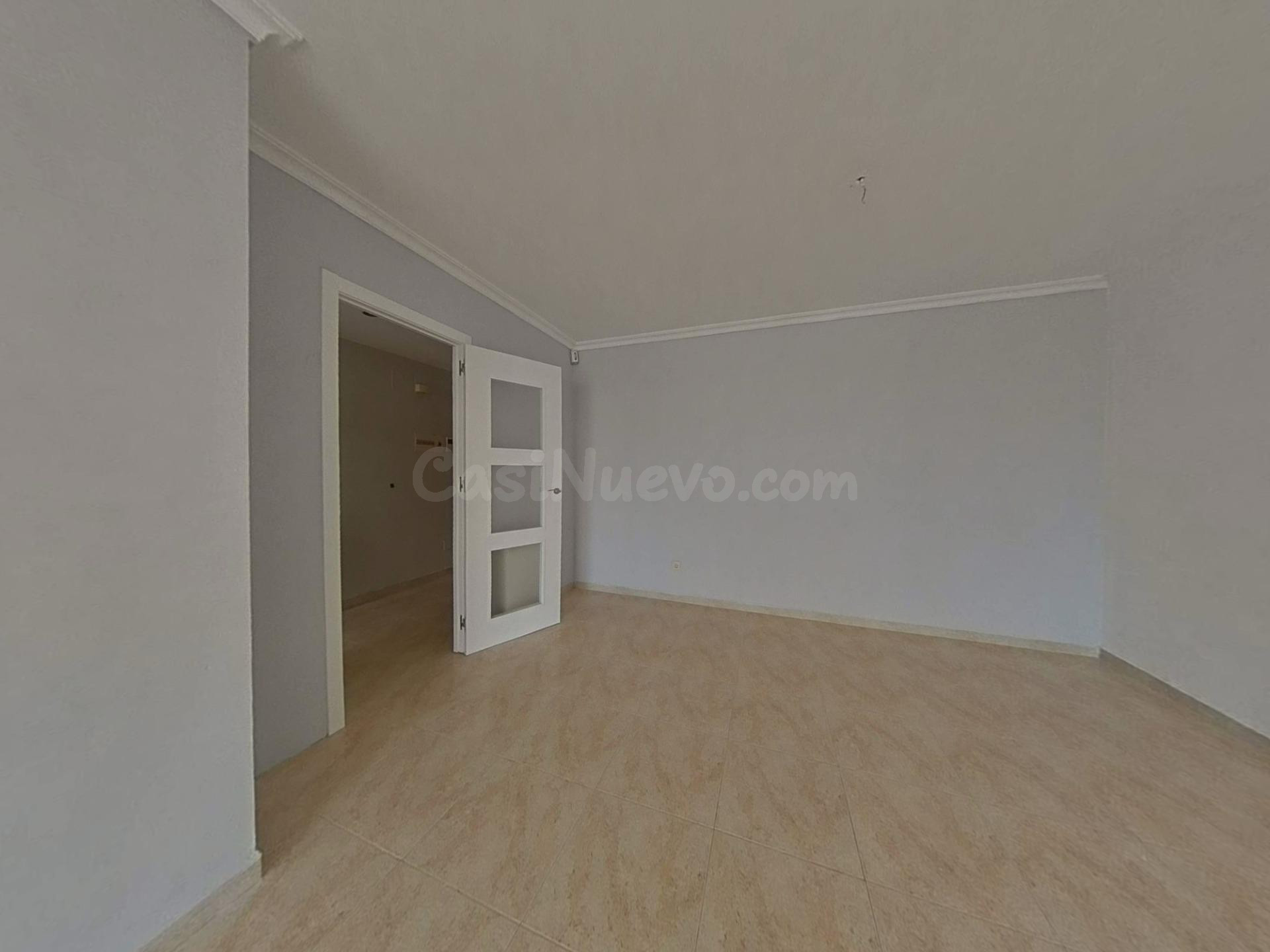 Amplio piso en el centro de Salou con piscina y vistas - foto 9