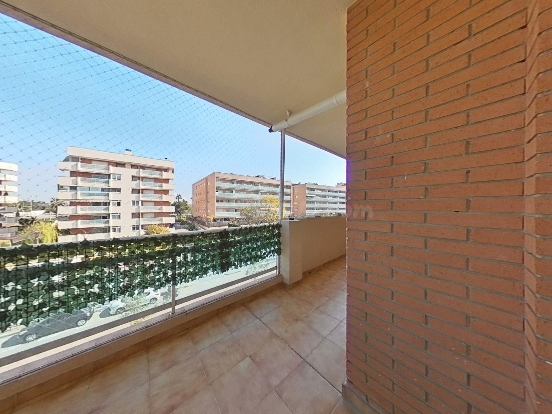 Amplio piso en el centro de Salou con piscina y vistas - foto 15